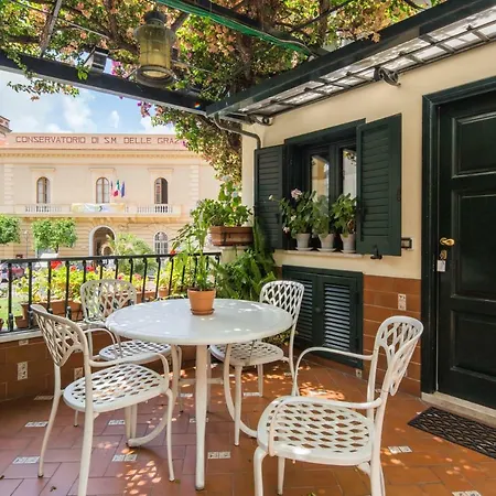 Гостьовий будинок Elisa 4*