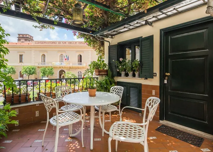 Guest house Elisa 4*