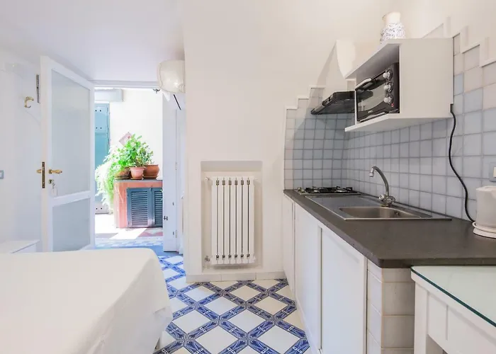 Elisa Holiday Sorrento